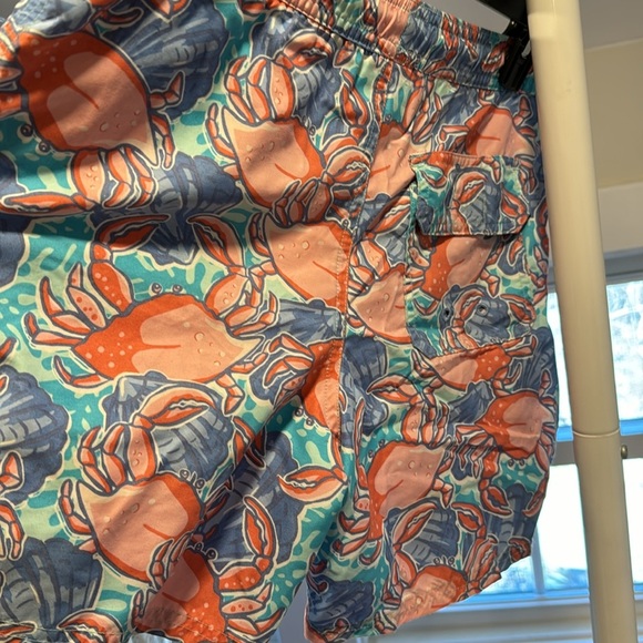 Vineyard Vines Men’s Crab Shell Chappy Swim Trunks Shorts Size S - Picture 3 of 4